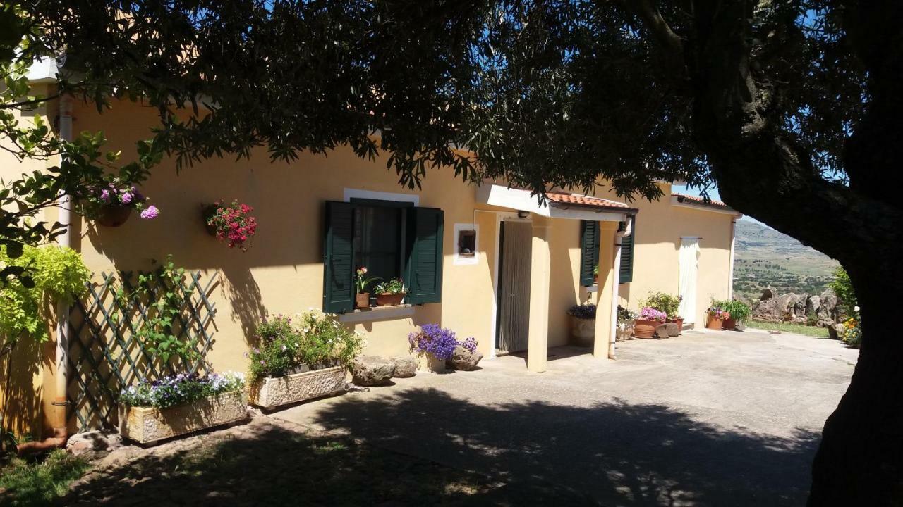 Agriturismo Sa E Padedda 모레스 외부 사진
